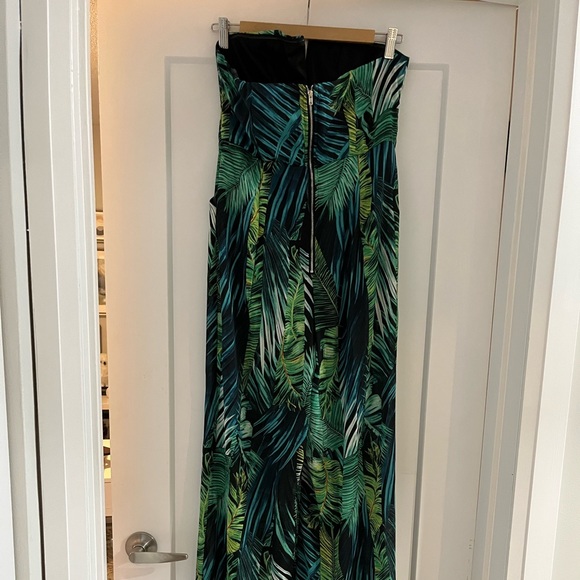 Brand New Tropical Jumpsuit (M) - Picture 5 of 6
